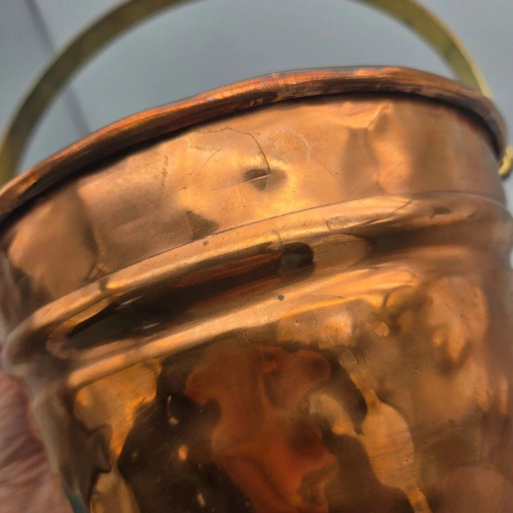 Vintage Artisan Made Hammered Copper Bucket Pail Brass‎ Handle Signed CH 1991